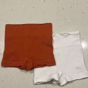 Ribbed Bootie Shorts